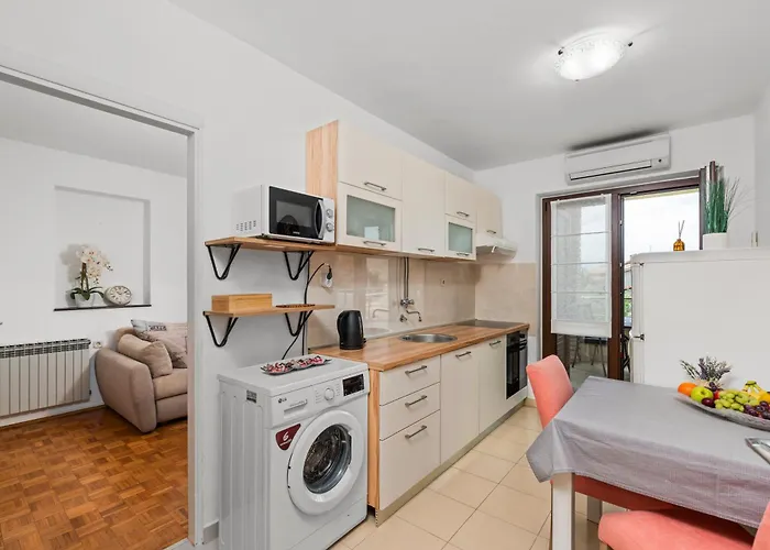 Apartament Marizela *