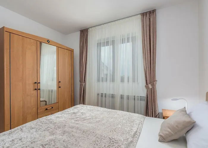 Apartament Marizela *